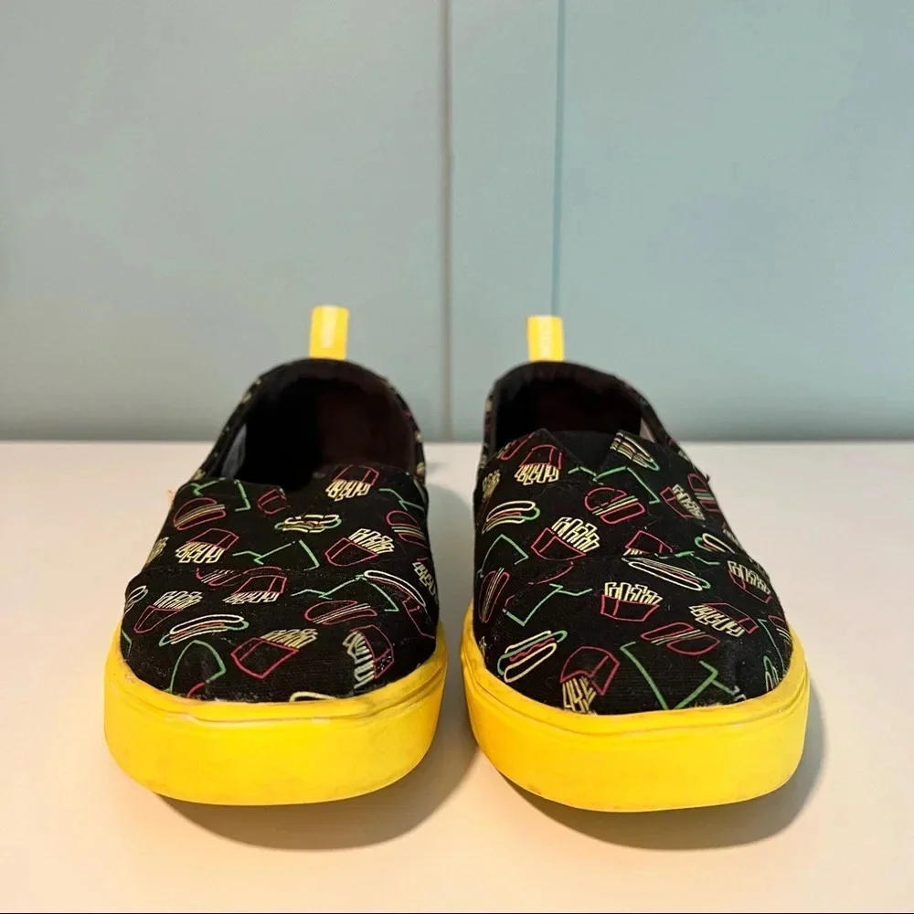 Toms ‘The Venice Collection’.‎ Size 7 1/2.